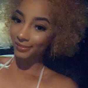 Meet your Posher, Ama